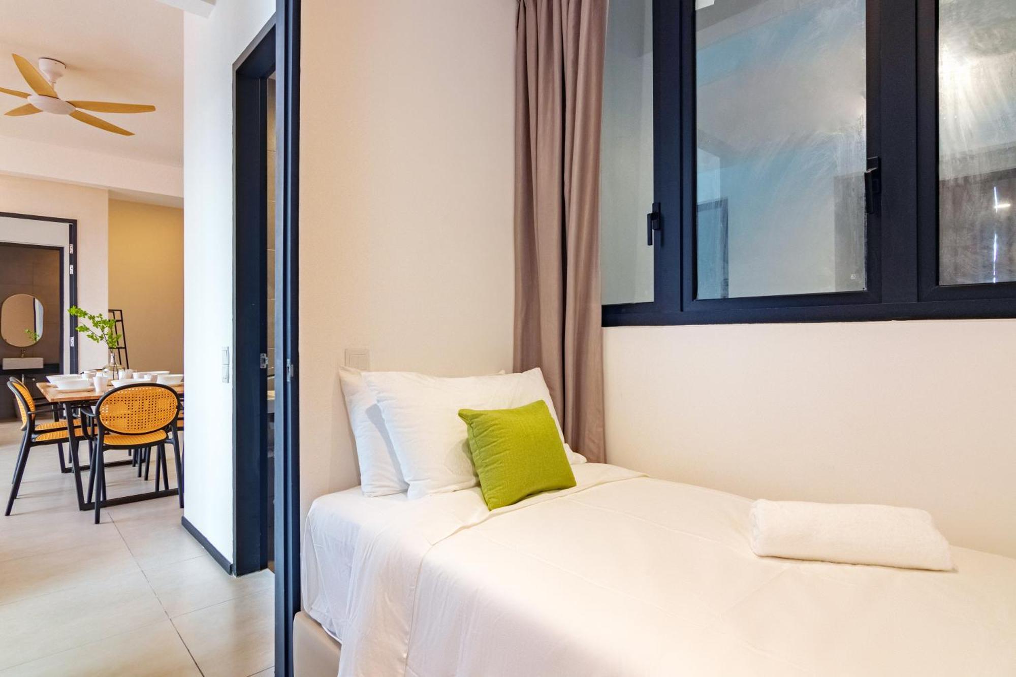 Urban Suites, Signature Collection By Stellar Alv Jelutong Exterior photo